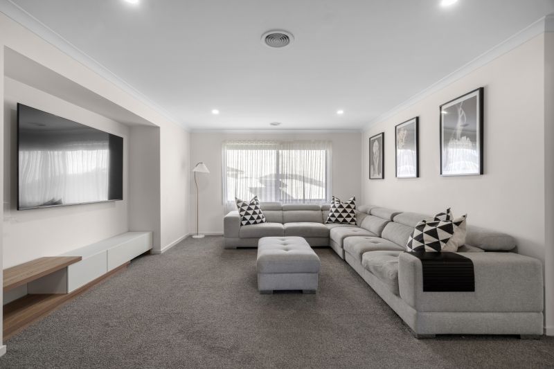24 Boglis Avenue, Wollert