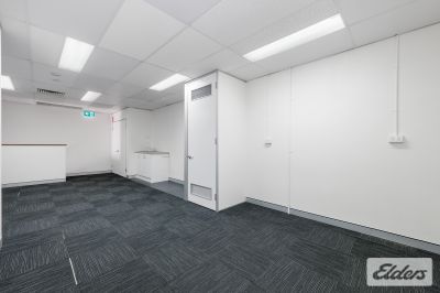 PRIME INDUSTRIAL OFFICE/SHOWROOM!