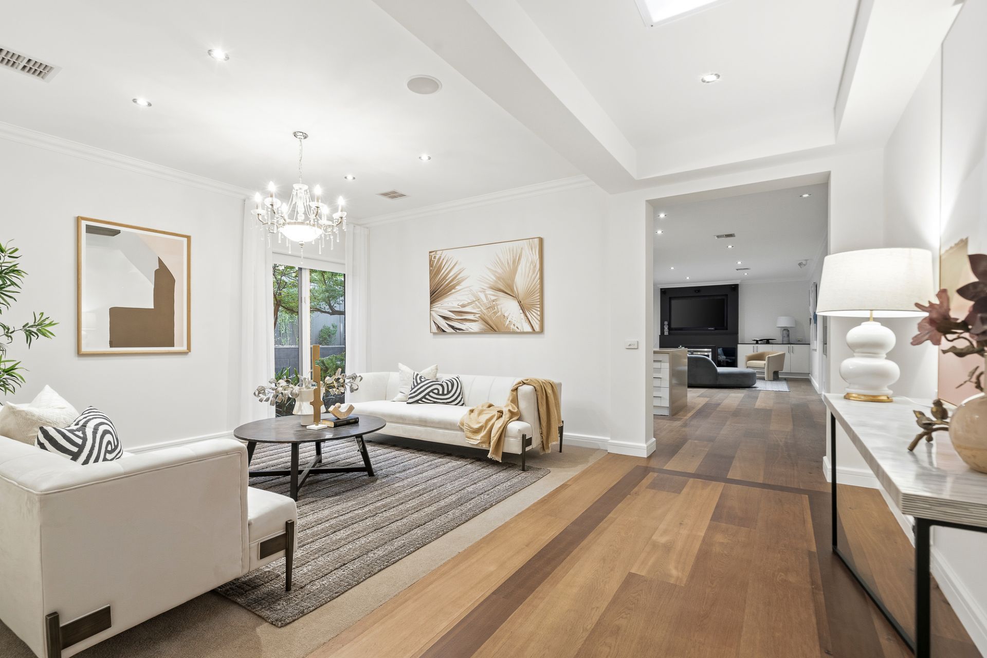 699 Riversdale Road, Camberwell, Camberwell - Thumbnail 3