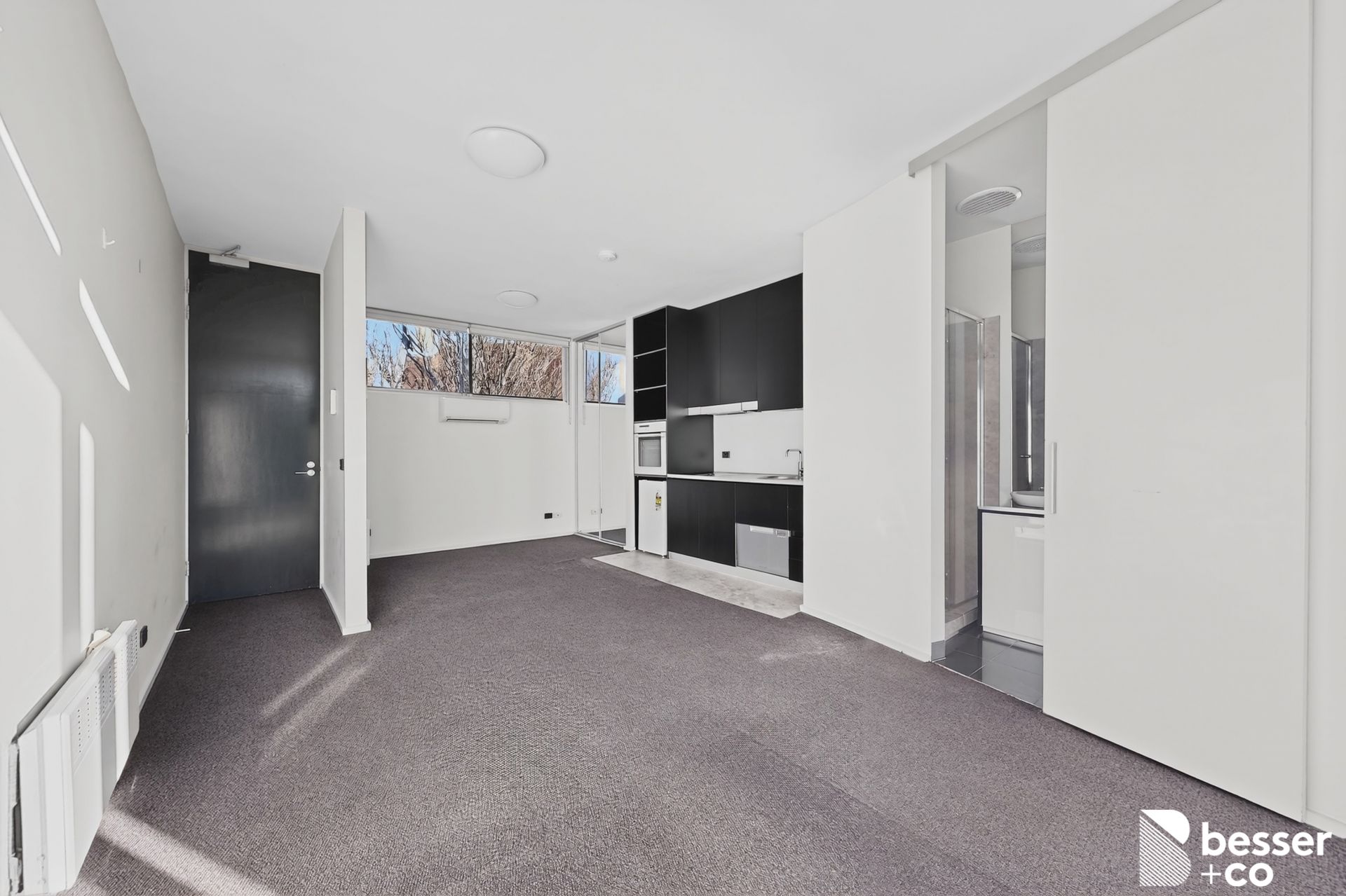 14/186 Barkly Street, St Kilda - Thumbnail 2