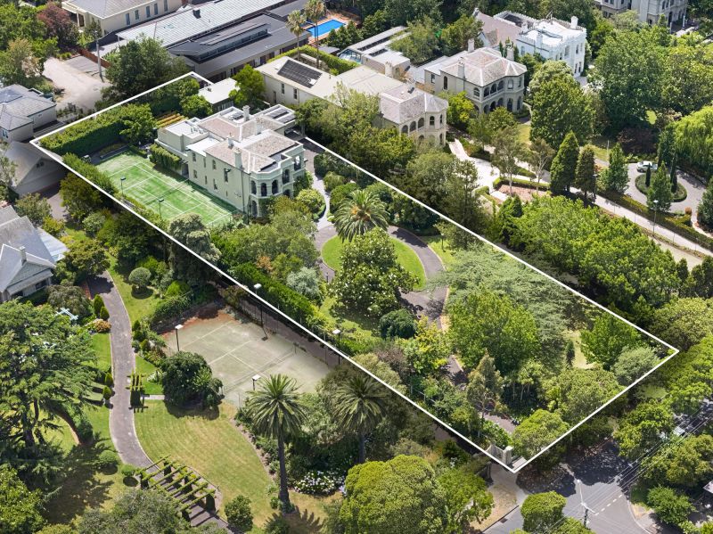 2 1085 Malvern Road Toorak