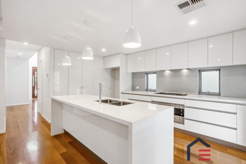 9 Emerald Way, Carine