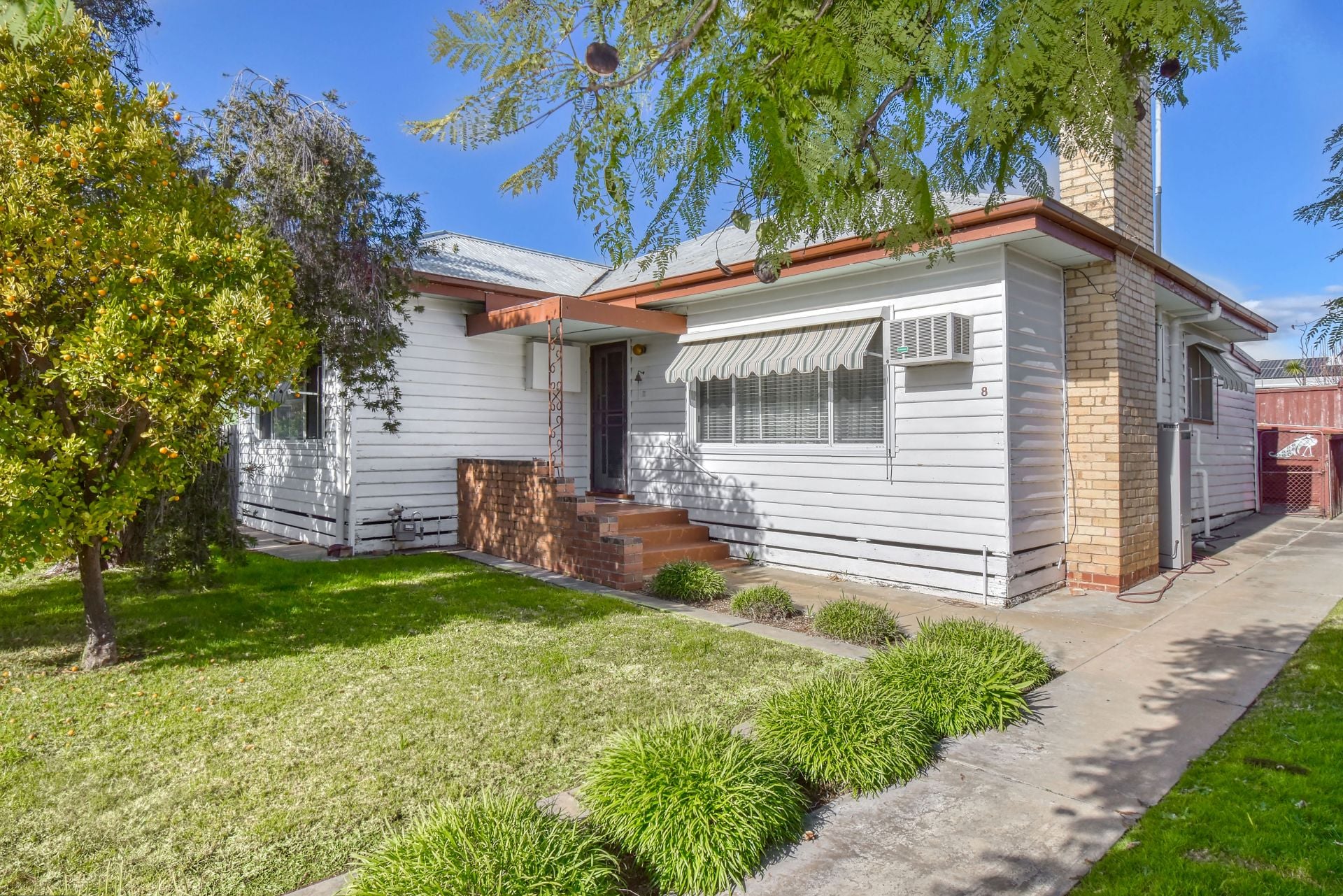 8 Barr Street, Maryborough - Thumbnail 2
