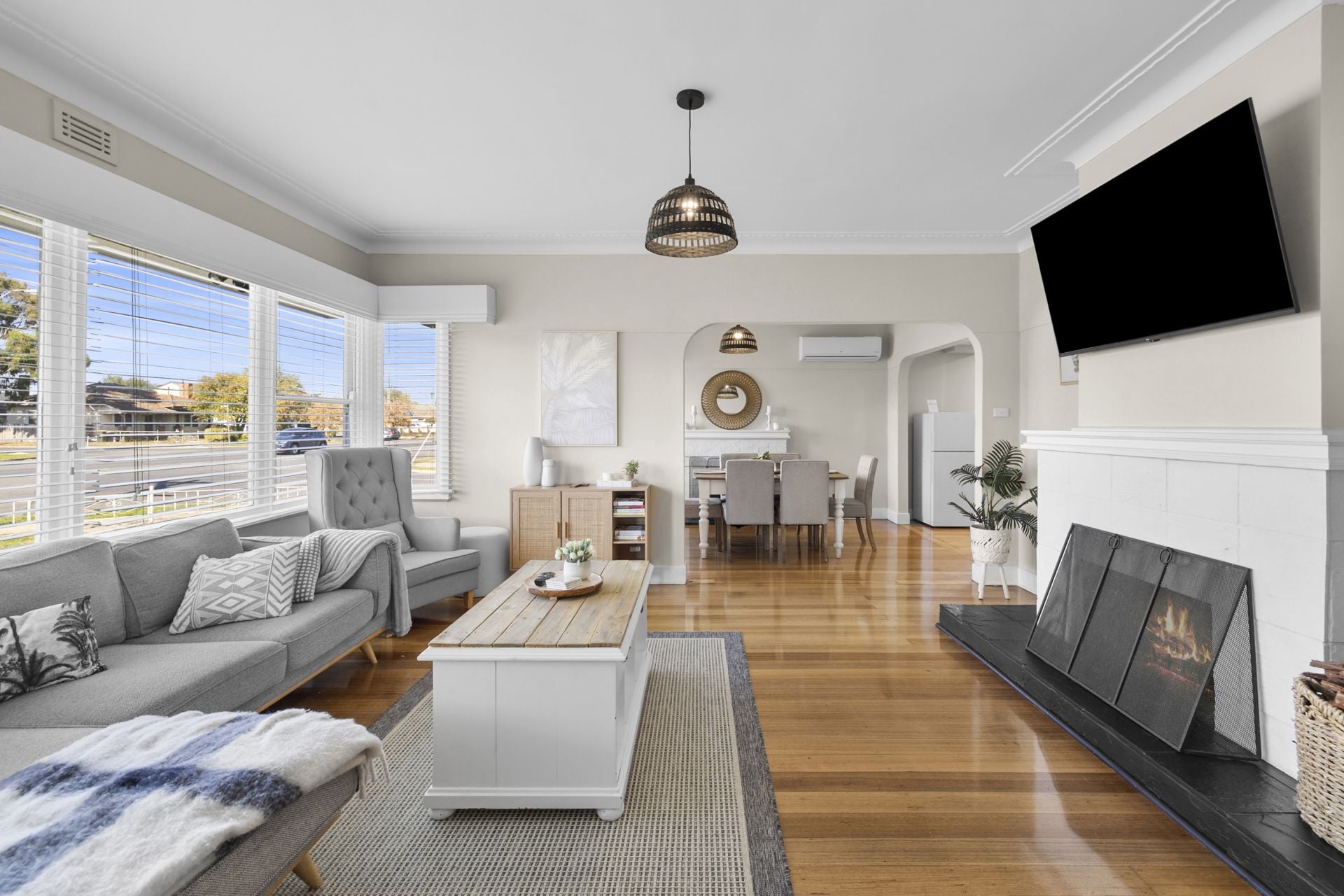 225 Dowling  Street, Wendouree, Wendouree - Thumbnail 3