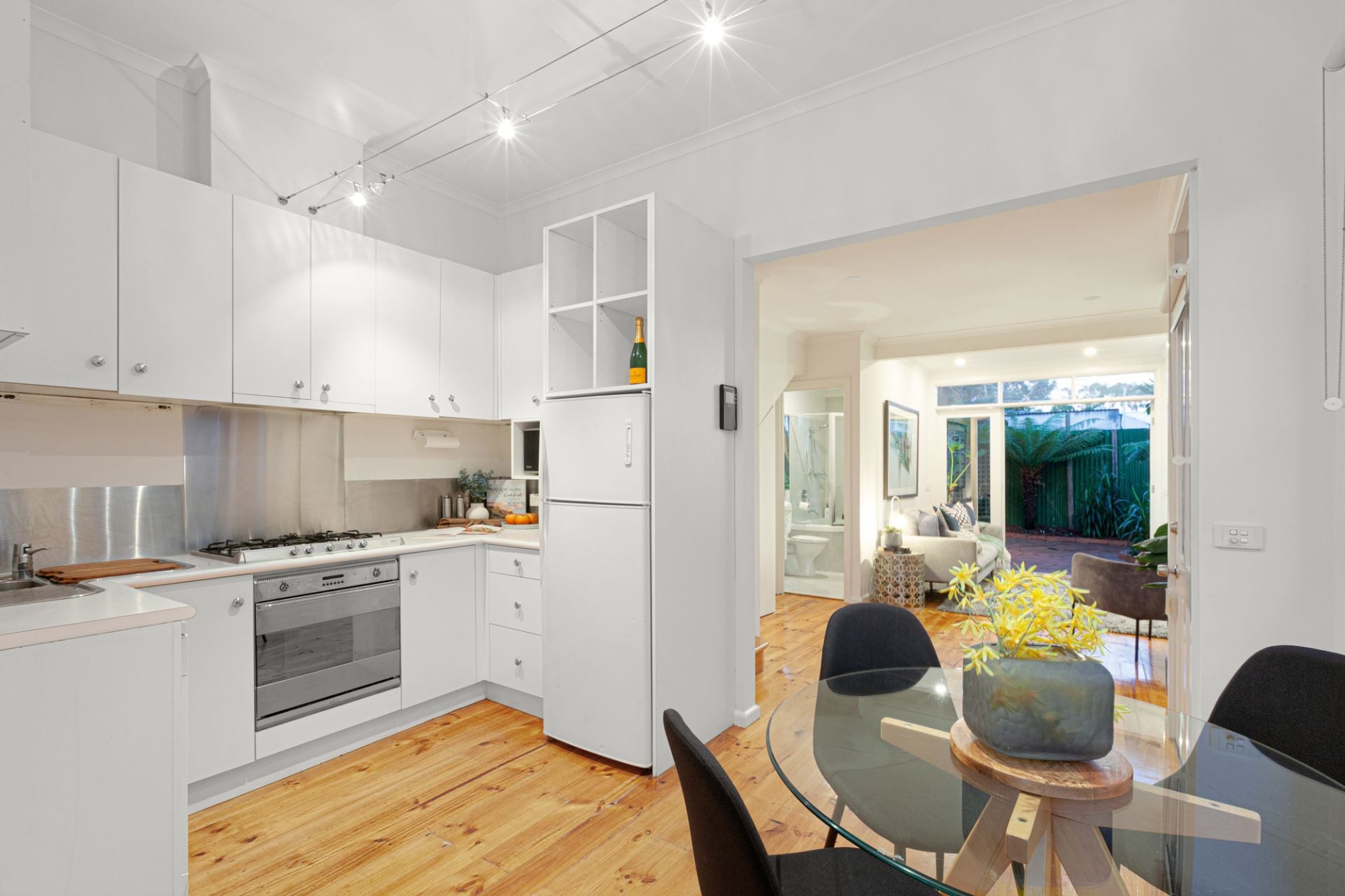 34 Hardy Street, South Yarra, South Yarra - Thumbnail 2
