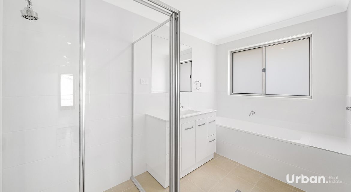 Lochinvar 2/4 Trevallyn Avenue