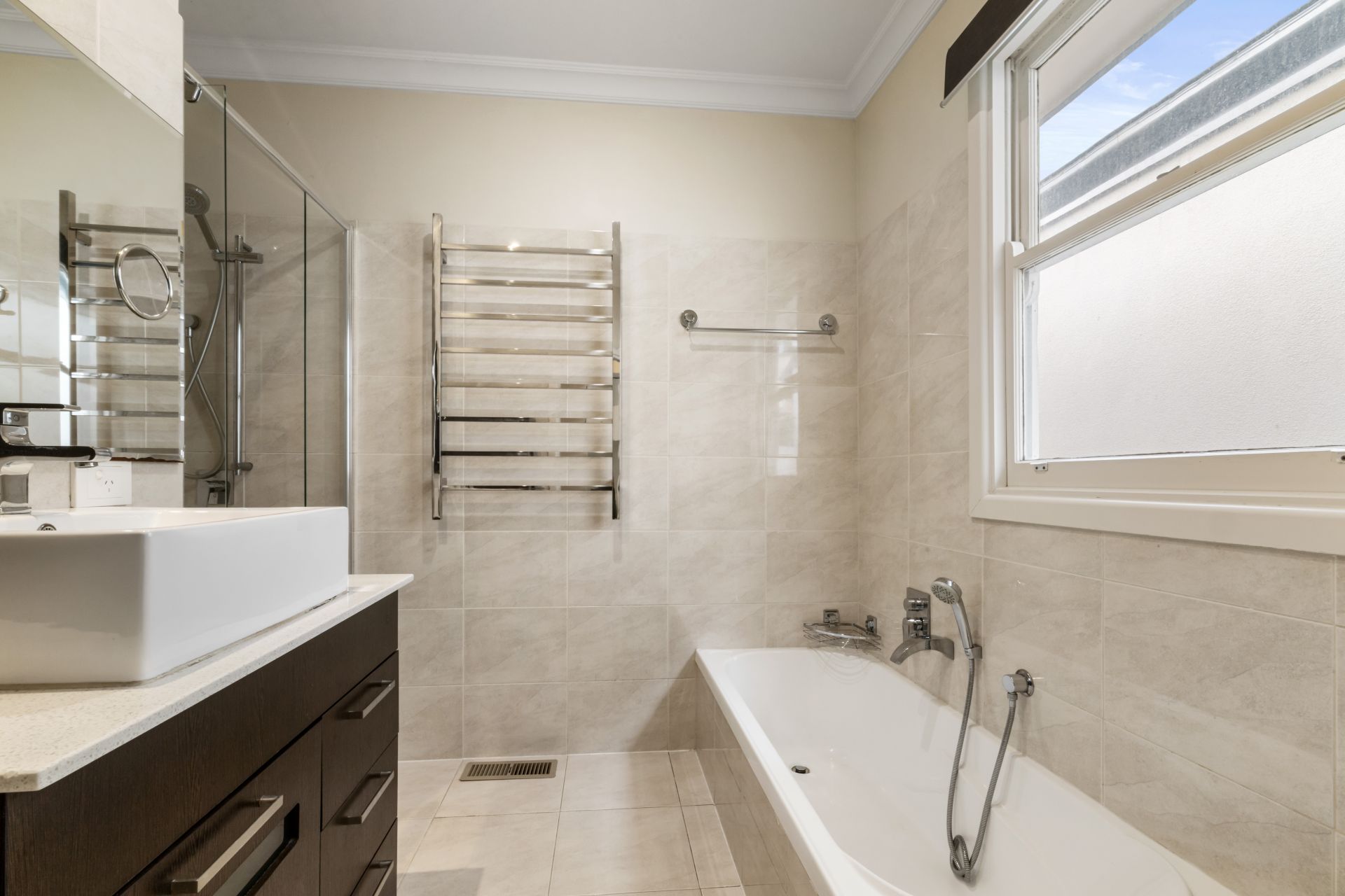 Charming Weatherboard Home in a Prime Heidelberg Location
