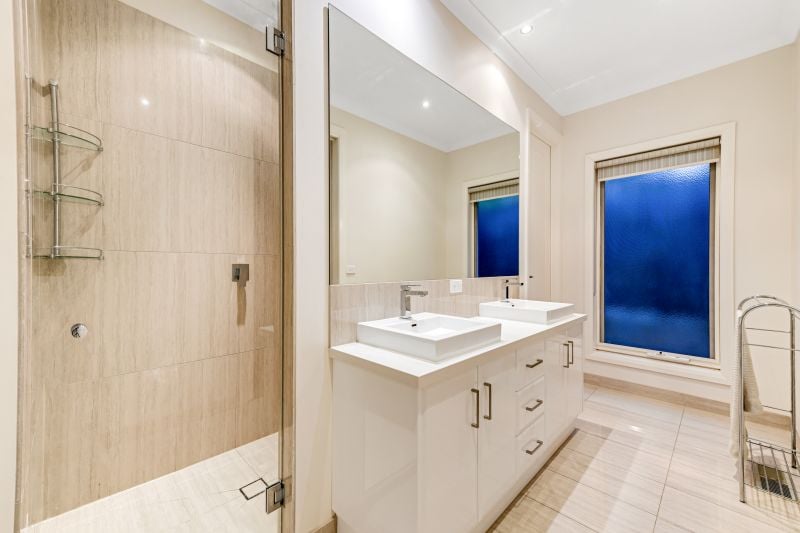 2 Rockbank Court, South Morang