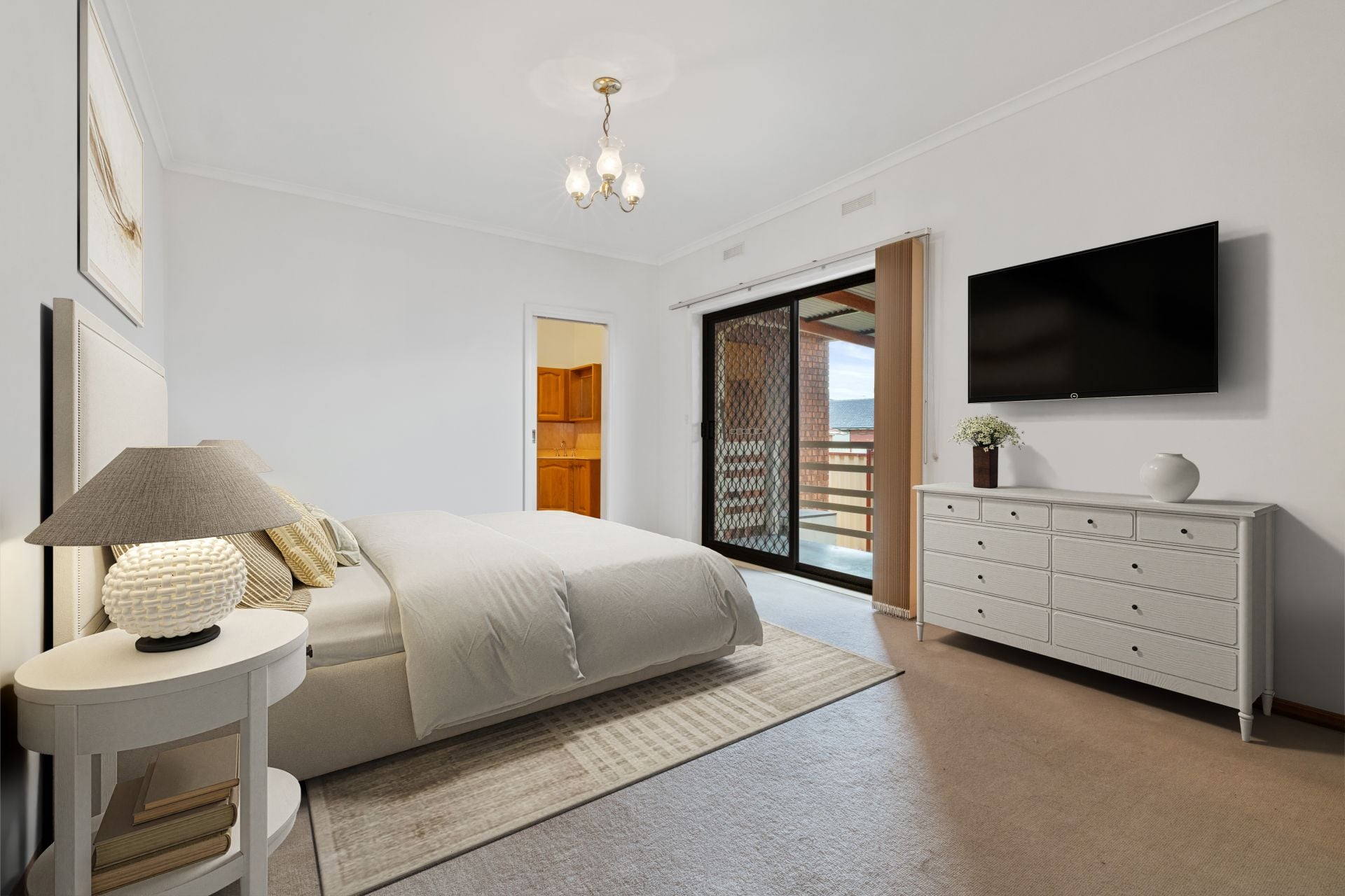 Space, Comfort & Versatility In A Prime Lalor Setting