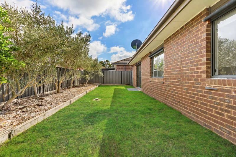 27 Conservation Drive, Craigieburn