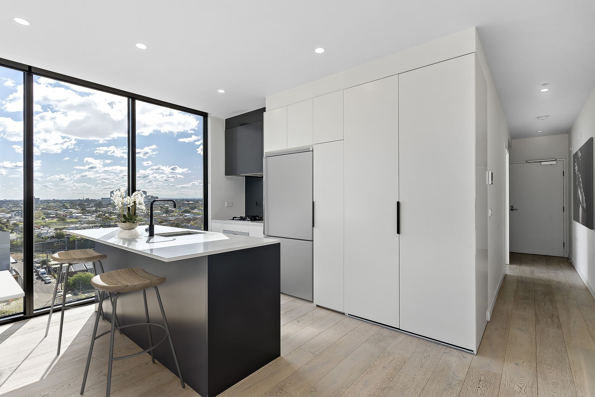1302b/4 Joseph Road, Footscray, Footscray - Thumbnail 4