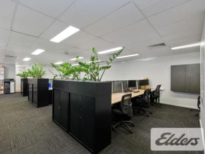 CENTRALLY LOCATED OFFICE WITH 5 CARS!