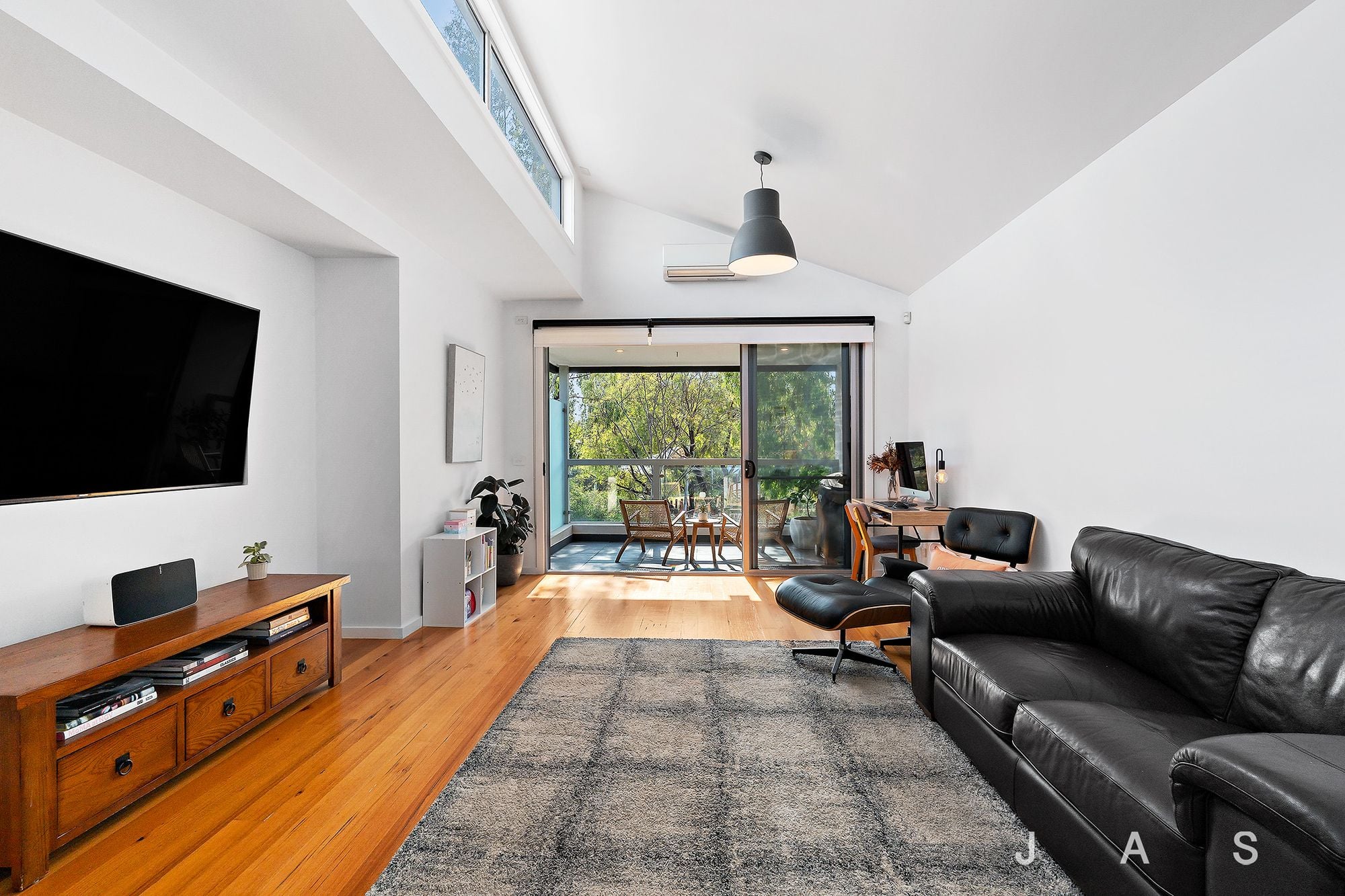 2/1 Jepson Street, Yarraville, Yarraville - Thumbnail 3