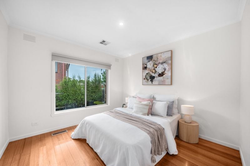 11 Falcon Street, Thomastown