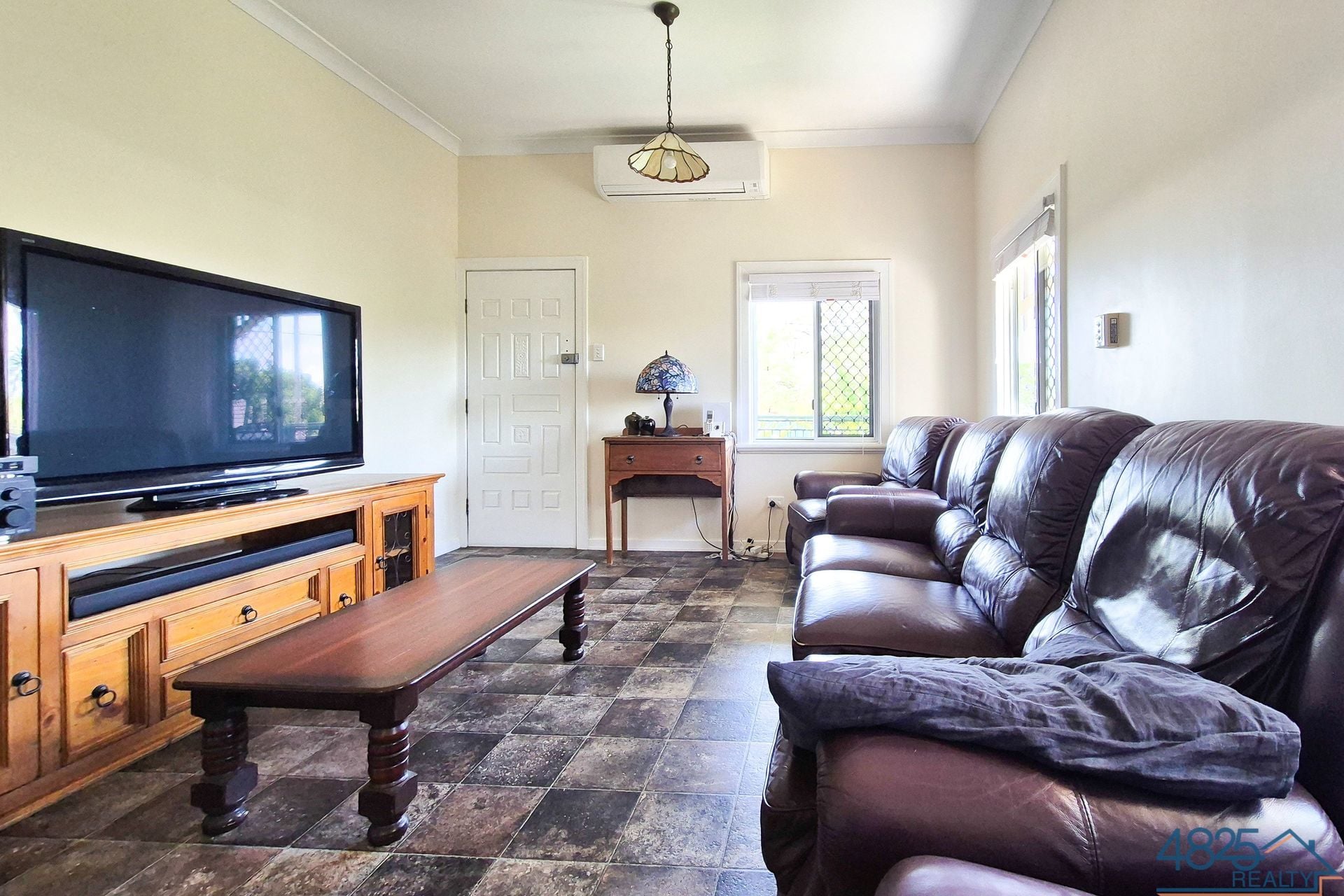 21 Hilton Road Mount Isa QLD, Mount Isa City - Thumbnail 6