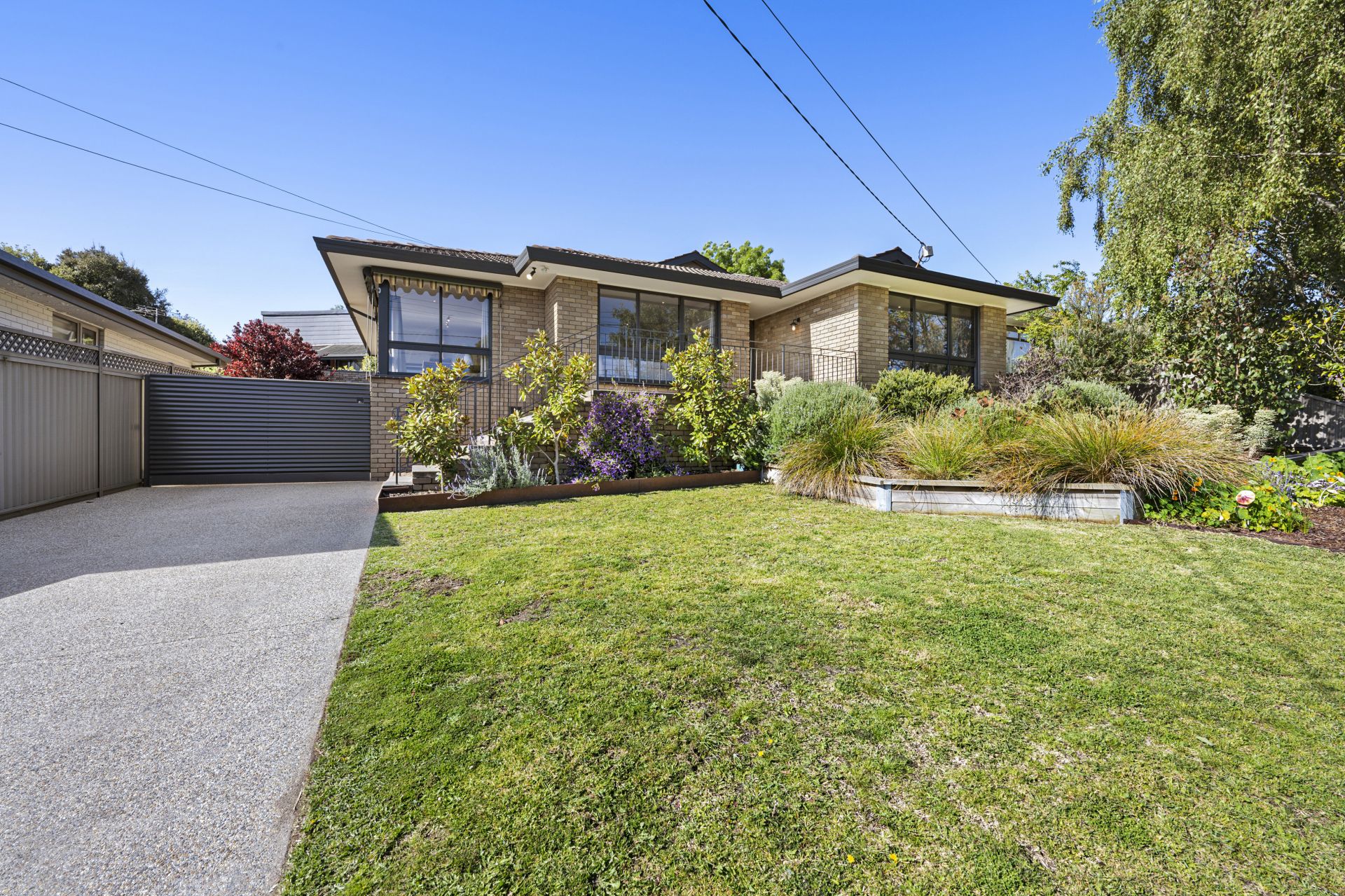 14 Robert Drive, Ballarat North, Ballarat North - Thumbnail 2