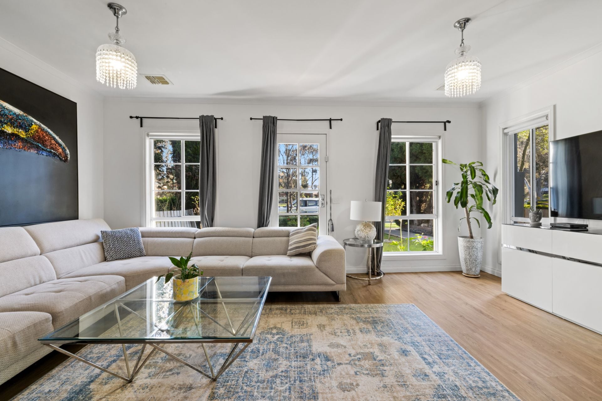 Effortless Living In A Beautiful Setting