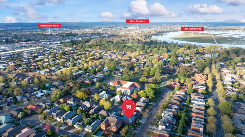 16 Ayrvale Avenue, Lake Gardens, Lake Gardens - Image 1