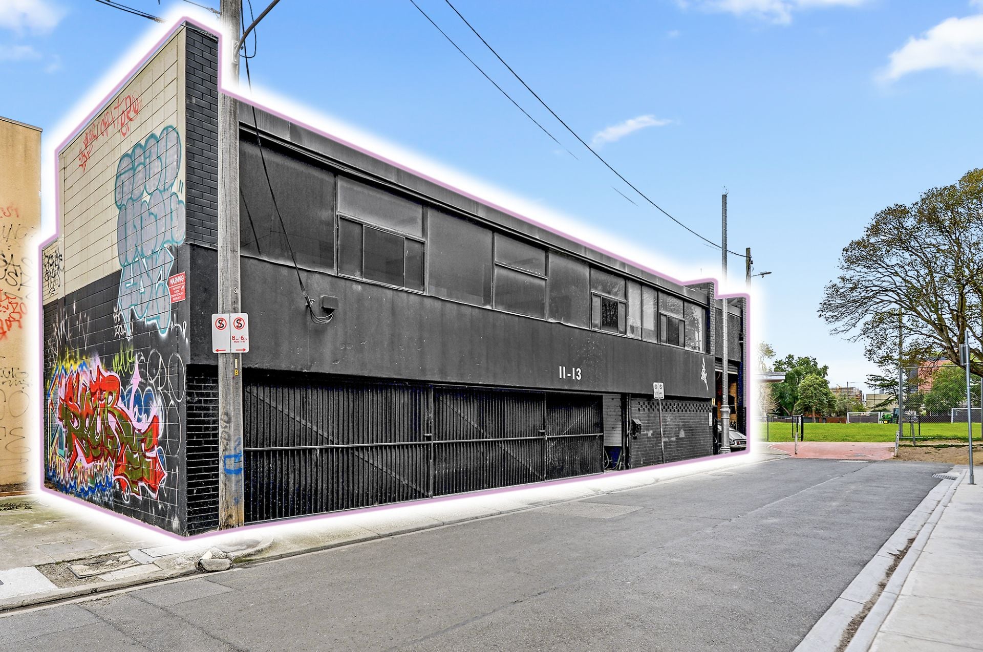 FOR LEASE | WAREHOUSE + OFFICES | 970 m² (approx.)