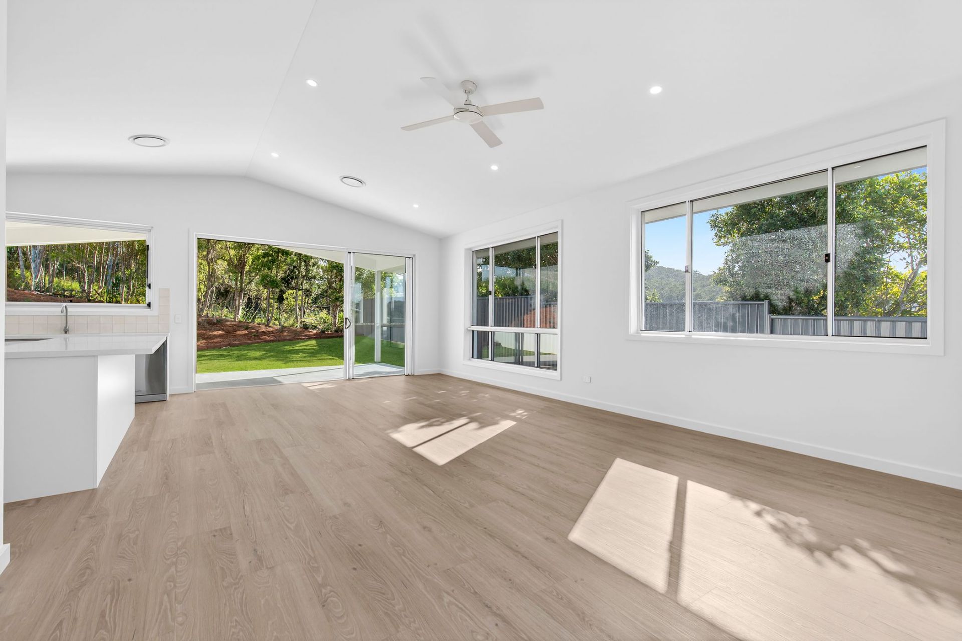 4 Windamere Way, North Boambee Valley, North Boambee Valley - Thumbnail 3