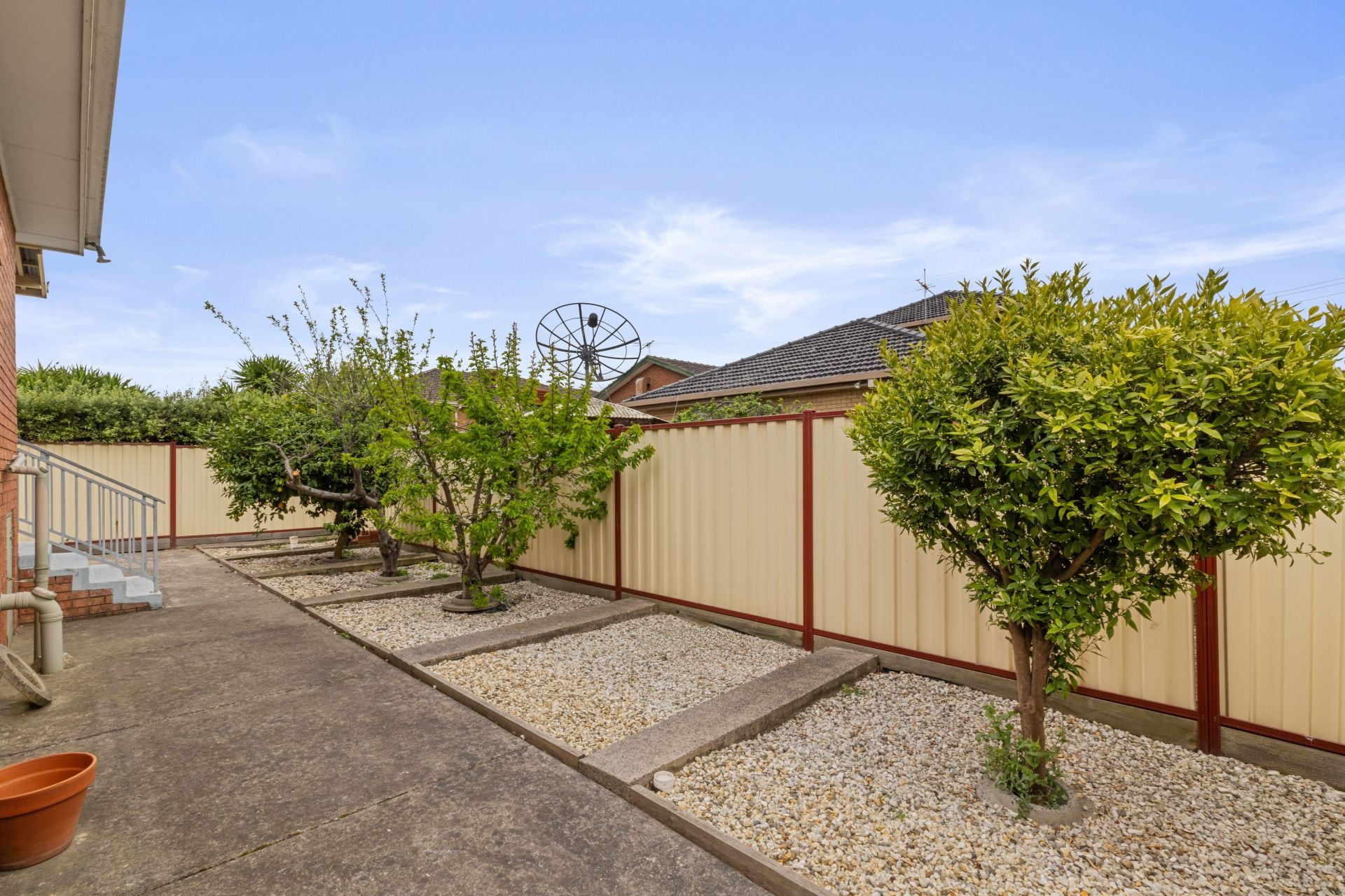 Space, Comfort & Versatility In A Prime Lalor Setting