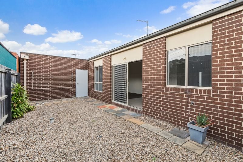 2/89 Cyprus Street, Lalor