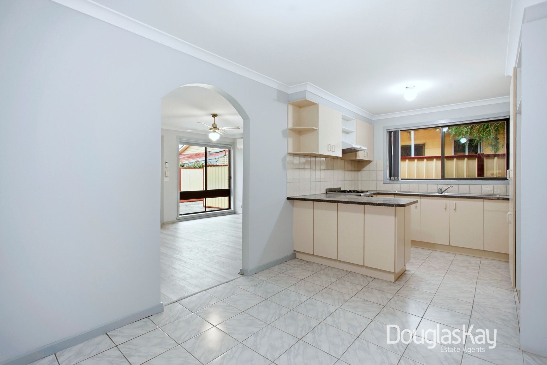 2/15 Taunton Street, Sunshine VIC, Sunshine - Thumbnail 7