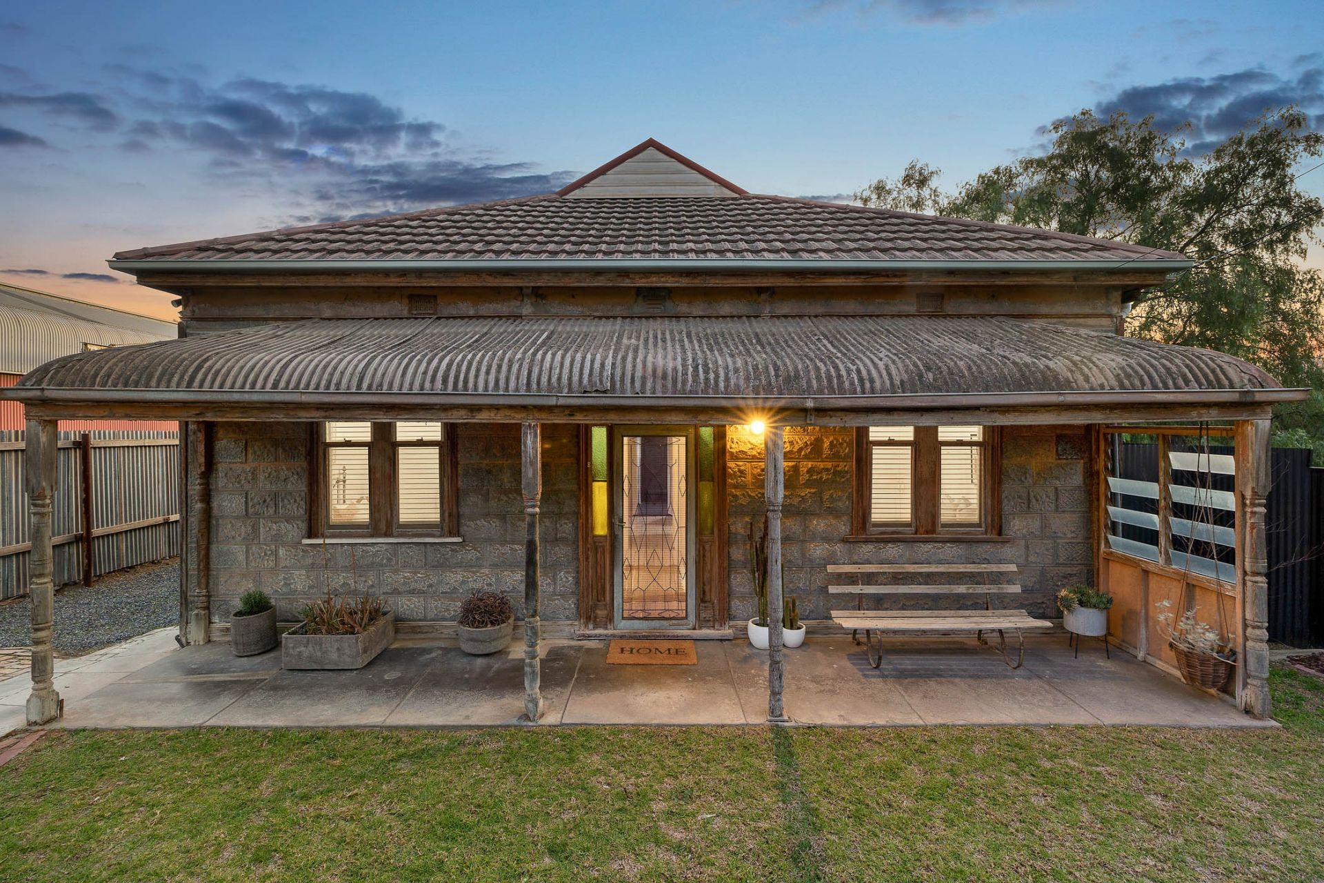 87 Victoria Road, Birkenhead, Birkenhead - Thumbnail 2