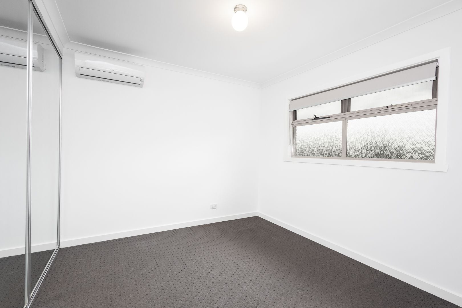 For Lease – Stylish 2-Bedroom Townhouse