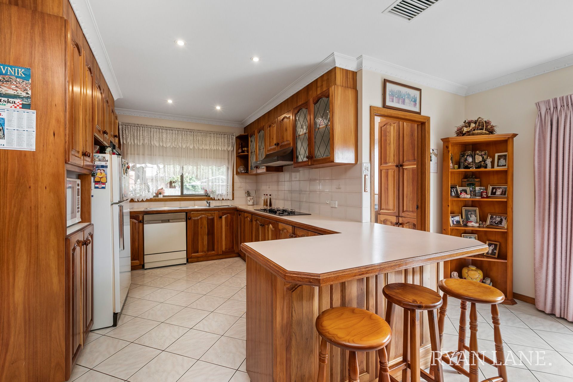 11 McAlpine Court Altona VIC, Altona - Thumbnail 7