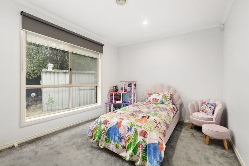 2/4 Grimwade Court, Epping