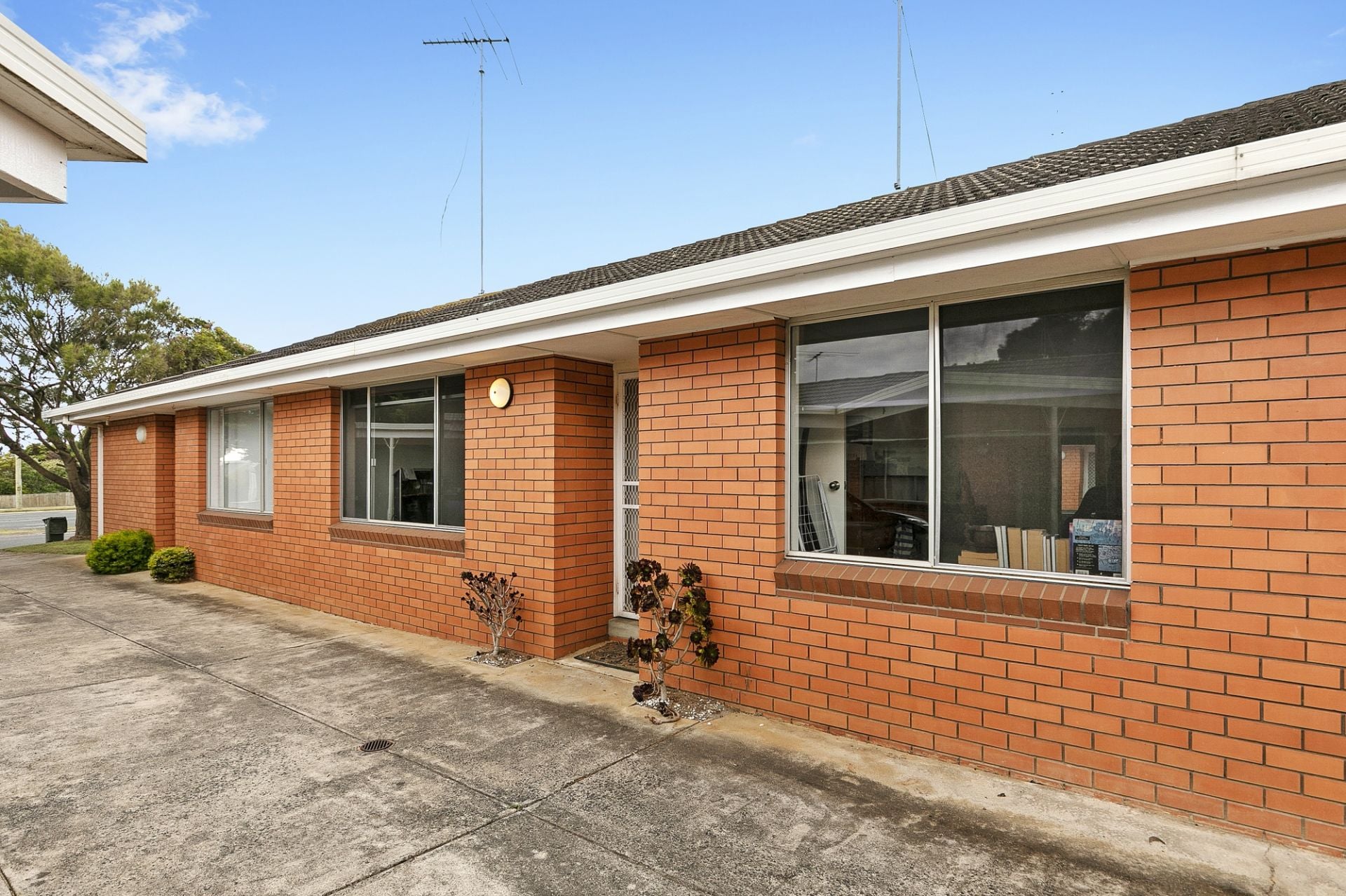 3/47-49 Geelong Rd Torquay VIC, Torquay - Thumbnail 2