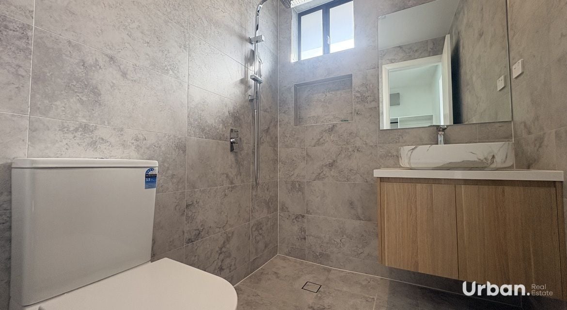 Lochinvar 48 Caputar Way