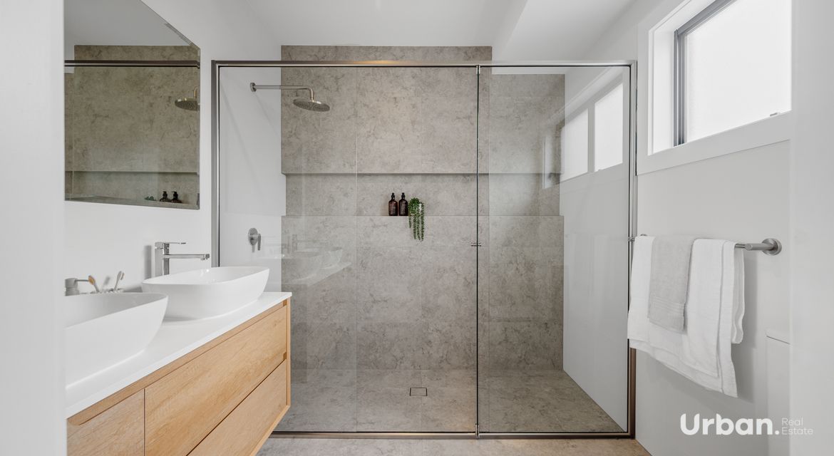 Prestons 2 Dalmeny Drive