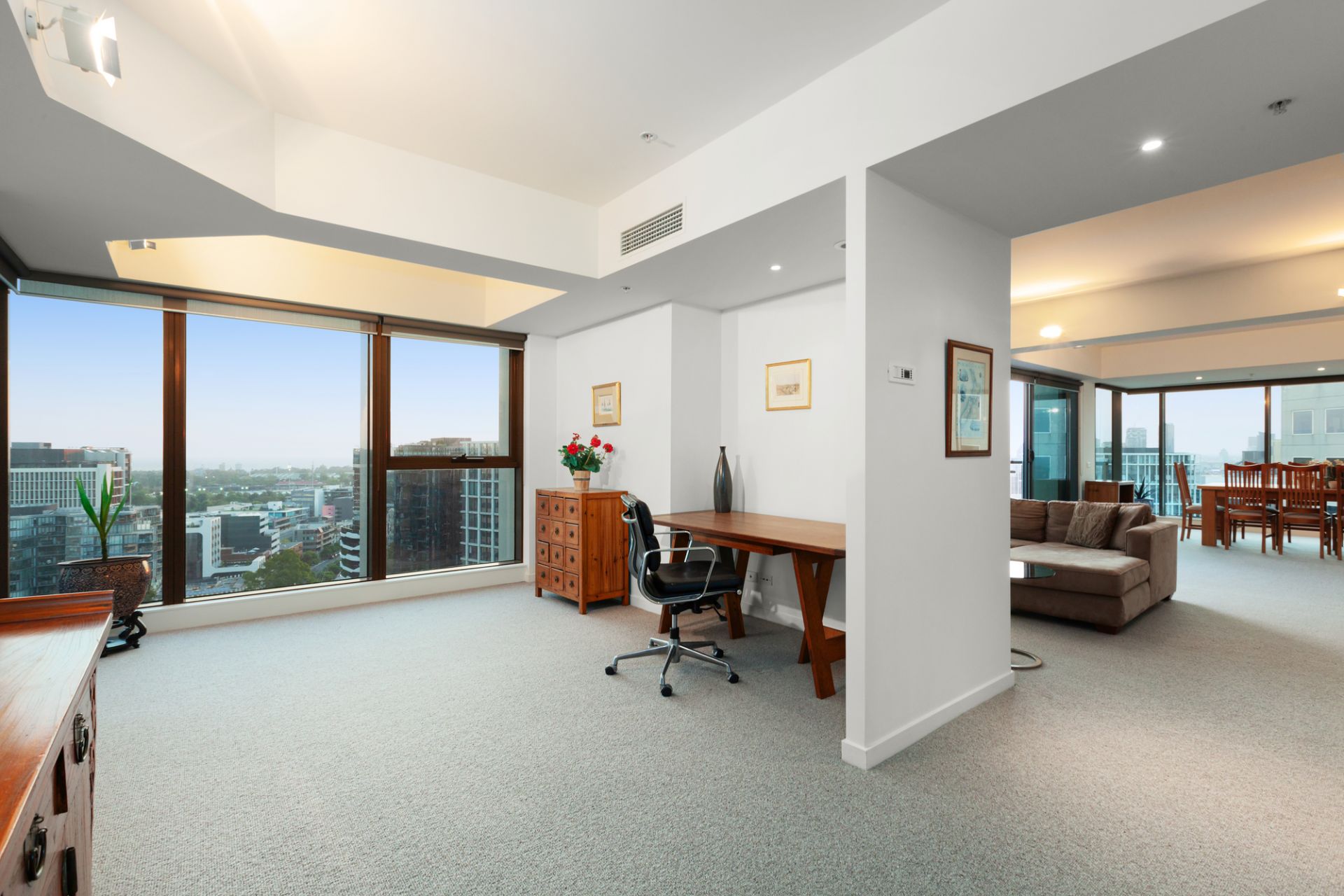 1801/2 Albert Road, South Melbourne, South Melbourne - Thumbnail 2