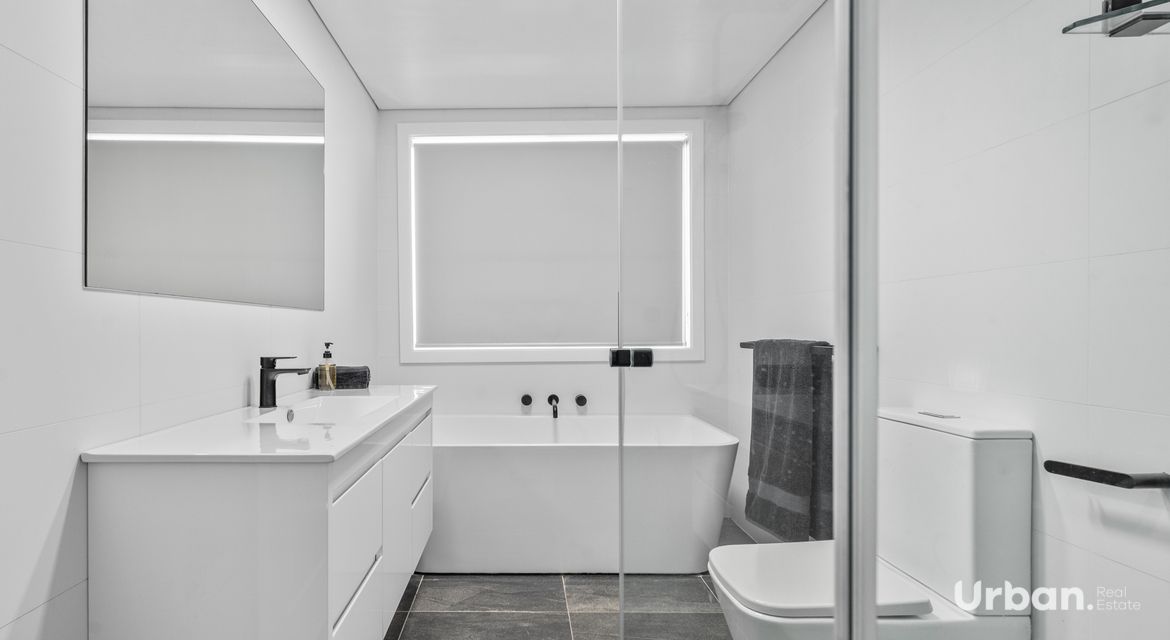 Prestons 24 Barcelona Drive
