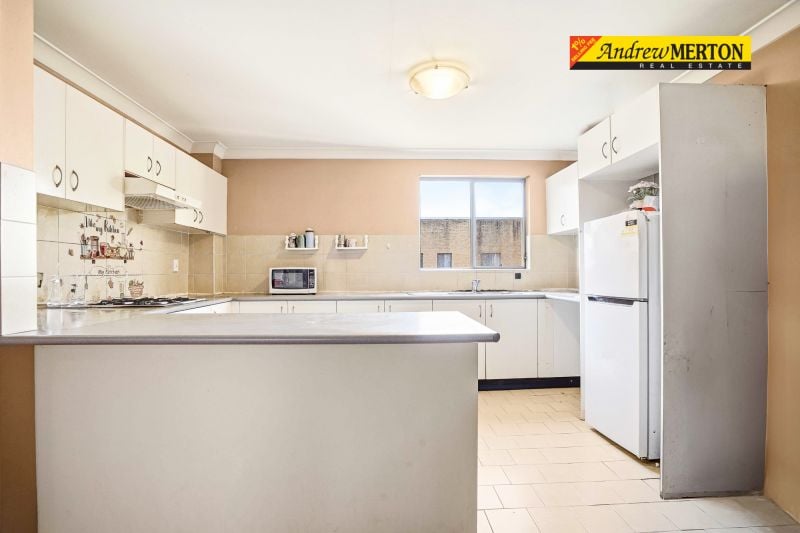 10/5-9 Fourth Avenue, Blacktown