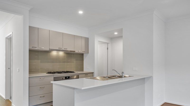 Modern 3-Bedroom Townhouse in a Convenient Location