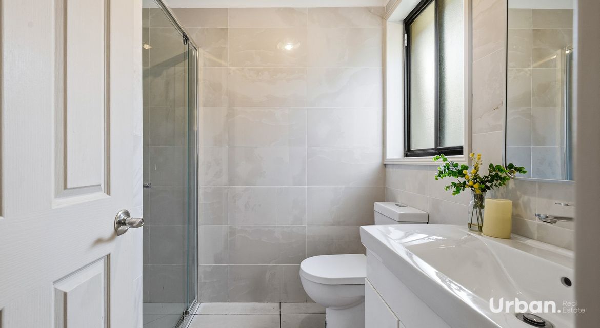 Casula 41 Roth Street