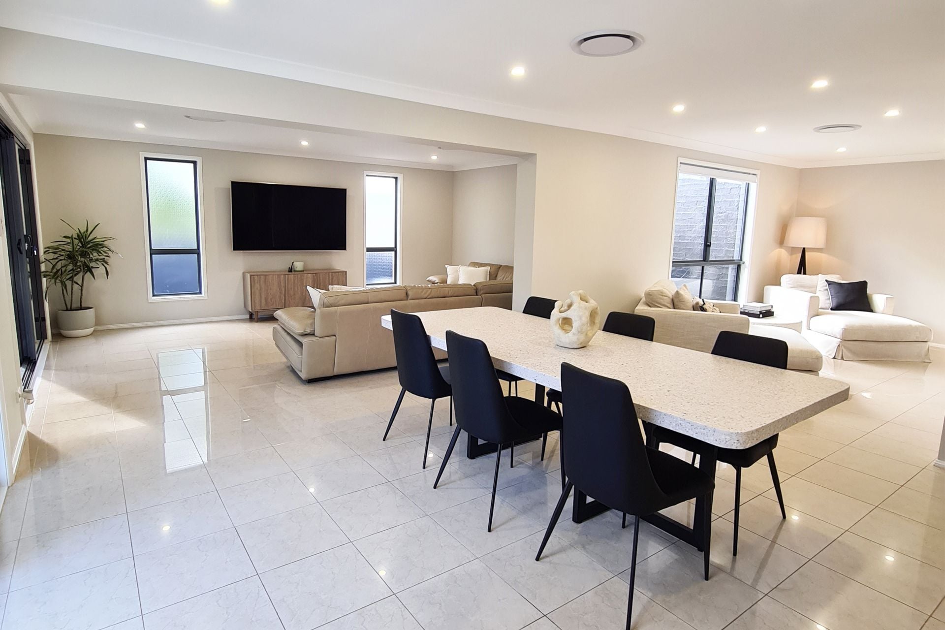 31 Jannali Crescent Jannali NSW, Jannali - Thumbnail 2