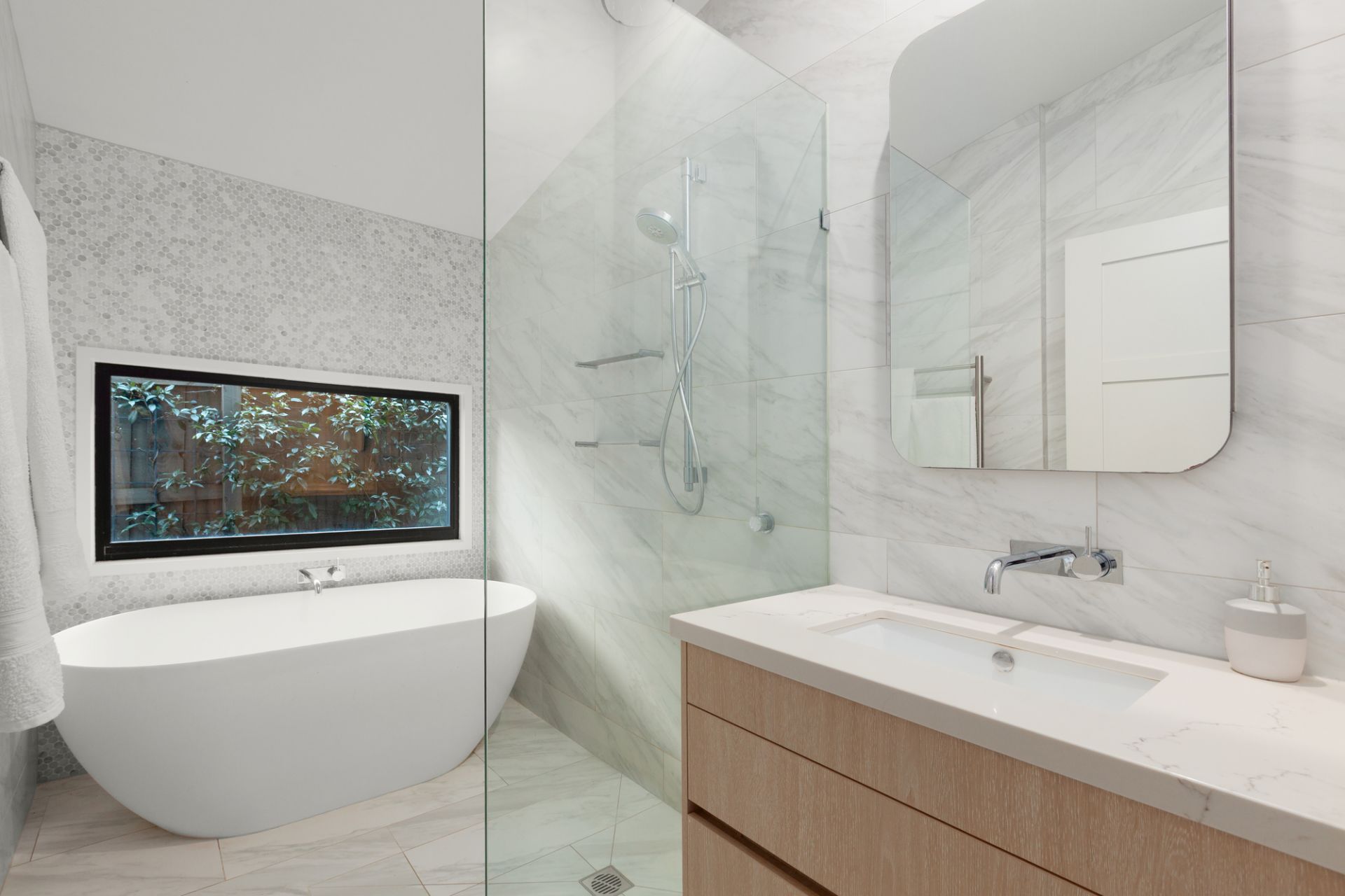 73 Guildford Road, Surrey Hills, Surrey Hills - Thumbnail 5