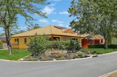 Amaroo 4 Benaroon Circuit