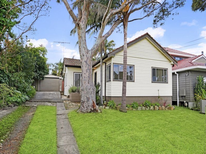 6 Binney Street CARINGBAH SOUTH 2229