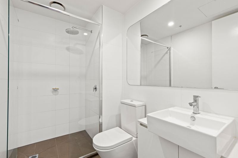 215/9 Hewitt Avenue, Footscray