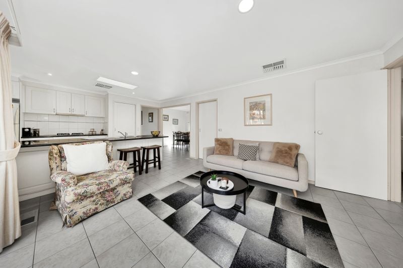 24 Pentland Drive, Epping