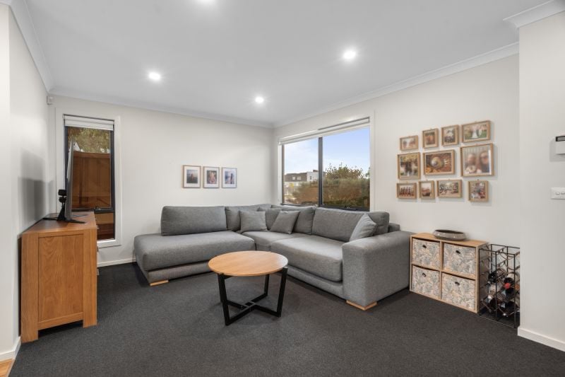 32 Vearings Road, Wollert