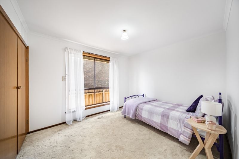 136 Garden Grove Drive, Mill Park