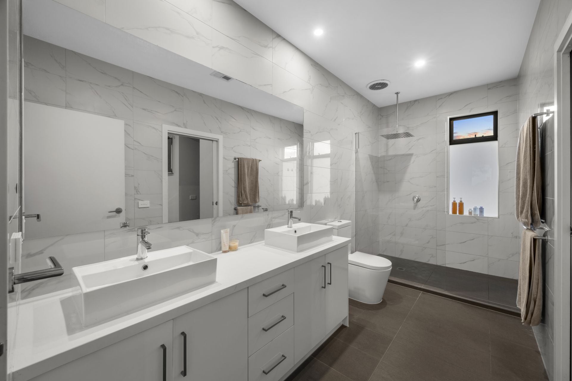 Luxury Living In A Premier Park Side Position