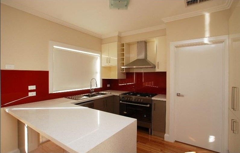 Three Bedroom Townhouse In The Heart of Glenroy!