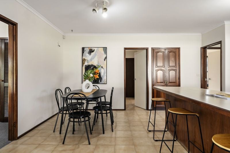 27 Kellaway Crescent, Mill Park